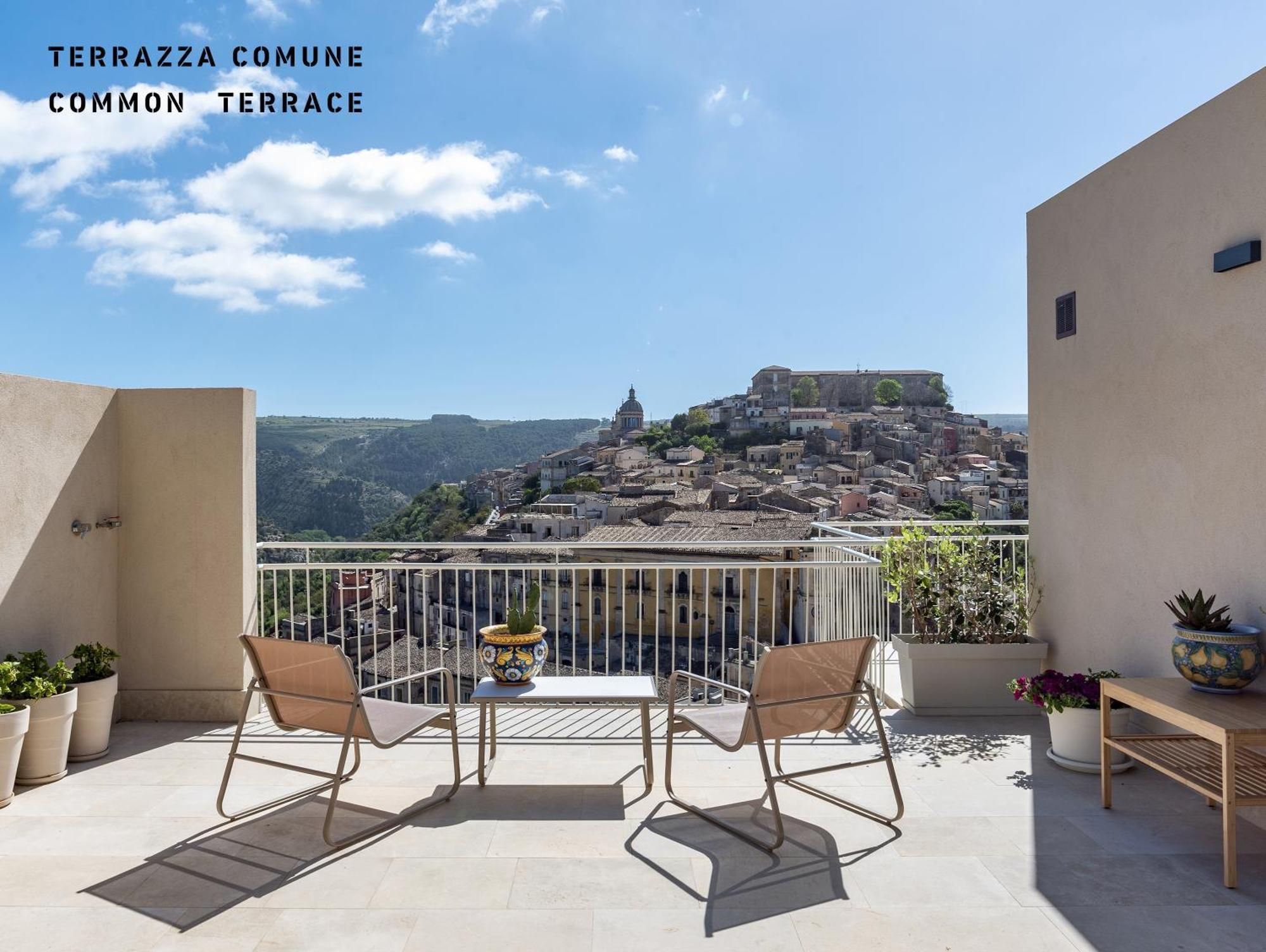 La Casa Di Irene - Suites Con Vista Ragusa Exterior foto