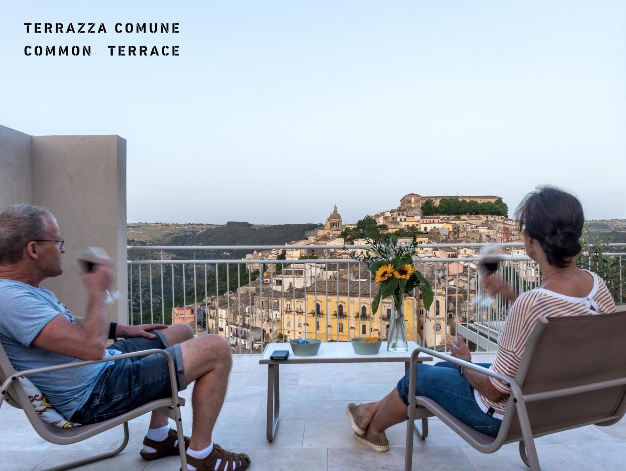 La Casa Di Irene - Suites Con Vista Ragusa Exterior foto